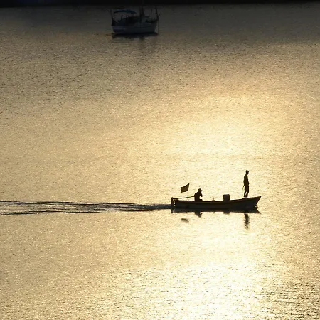 Lemon Garden Boutique 호텔 보즈부른