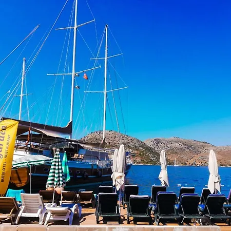 Lemon Garden Boutique 호텔 보즈부른