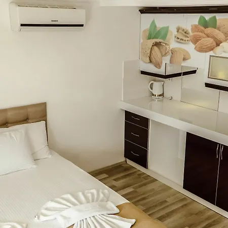 Hotel Lemon Garden Boutique *