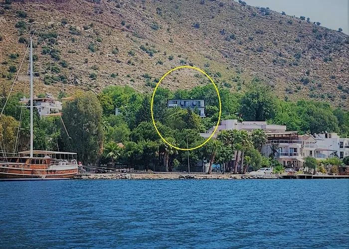 Ξενοδοχείο Lemon Garden Boutique 3*