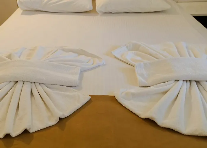 Lemon Garden Boutique 3*